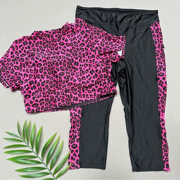 TORRID swimsuit rashguard and capri set, women’s plus size 1, 1X. - Picture 4 of 15